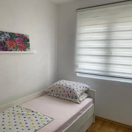 Apartment Boskovic *